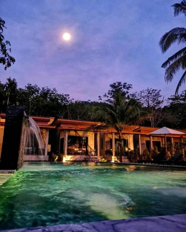 Grandfather Khaolak Resort Кхаулак Экстерьер фото